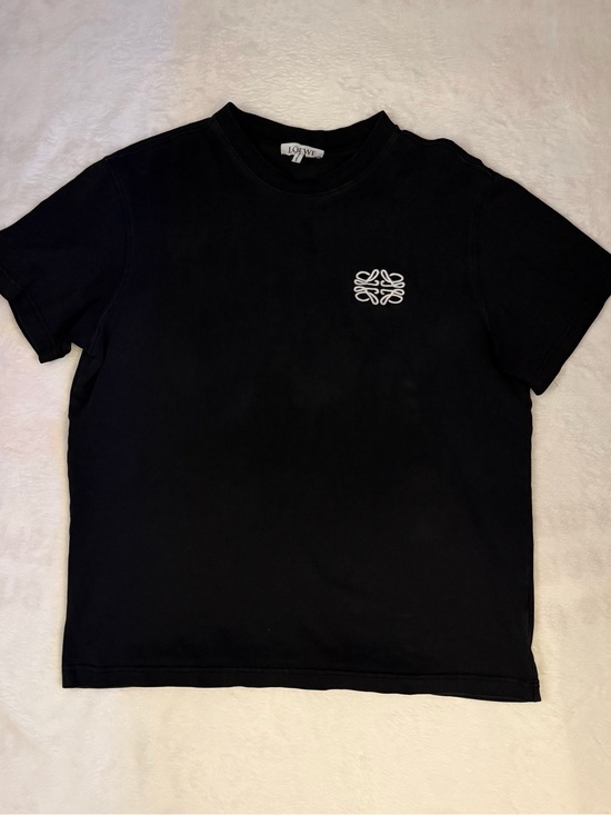 Loewe Other - loewe black tee with white anagram patch